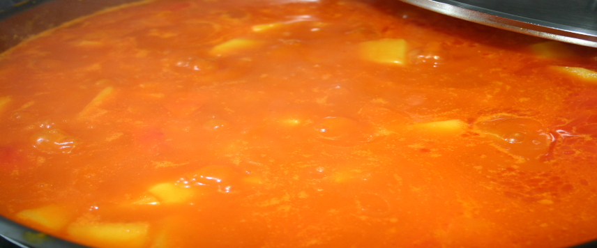 Receta de Bacalao a la Vizcaí guisando